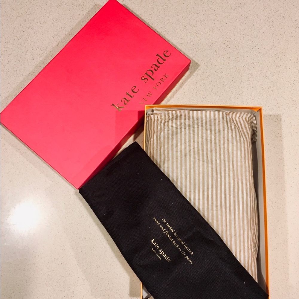 Kate Spade SOLD SOLD-T‼️ - Picture 7 of 7
